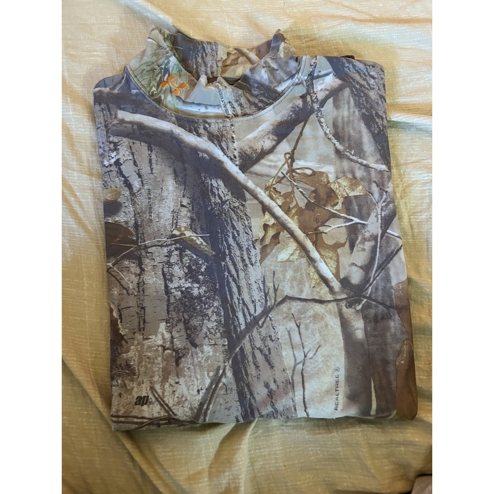 Under Armour Realtree Camo Long Sleeve Performance Shirt Boy's XXL Hunting